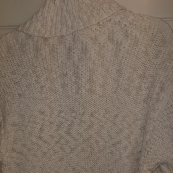 White jacket - Picture 7 of 8